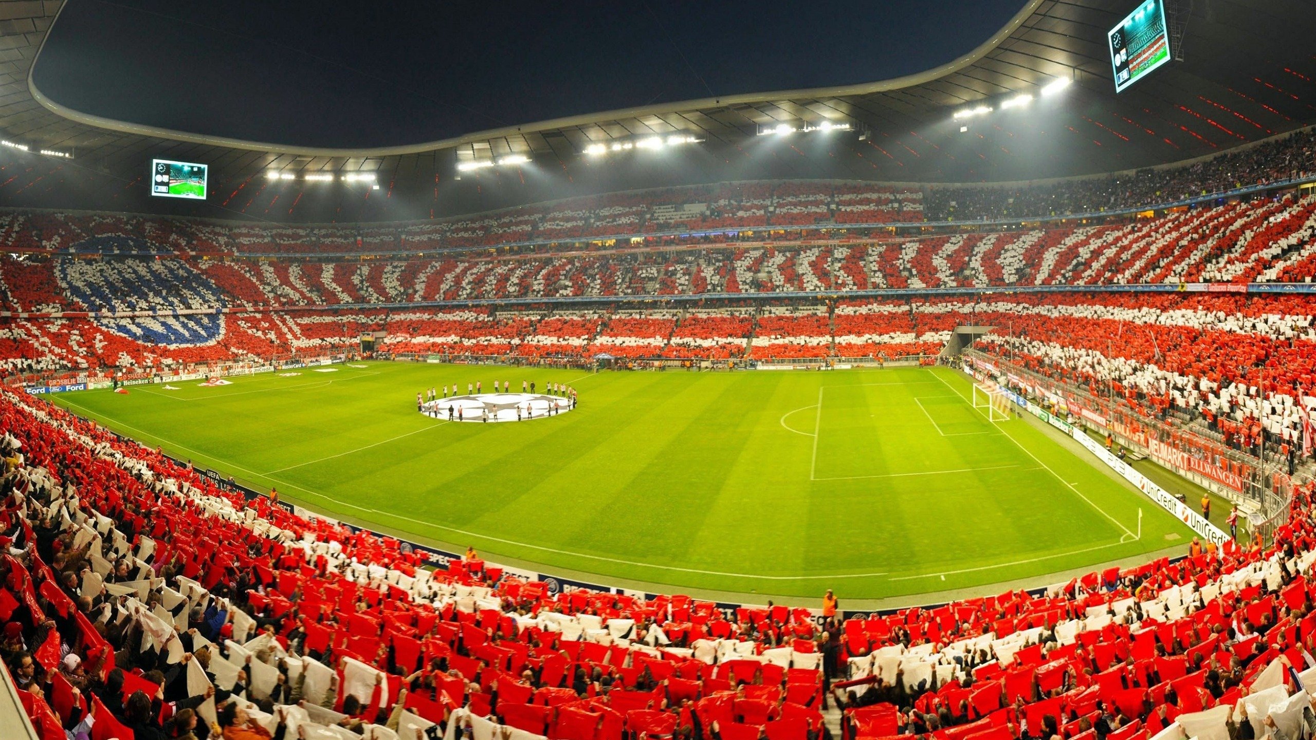 精彩比赛现场掌声不断,气氛热烈,比赛现场精彩纷呈